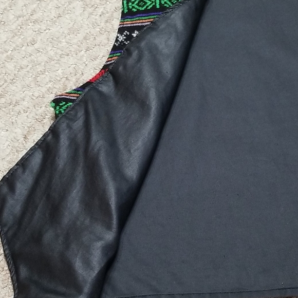 🕸Vintage Handmade Bolivian Medium Boho Vest - Picture 6 of 7
